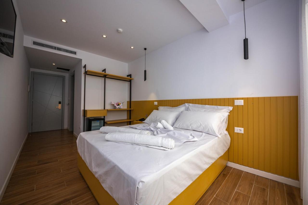 Hesperus Hotel Vlorë Exterior foto